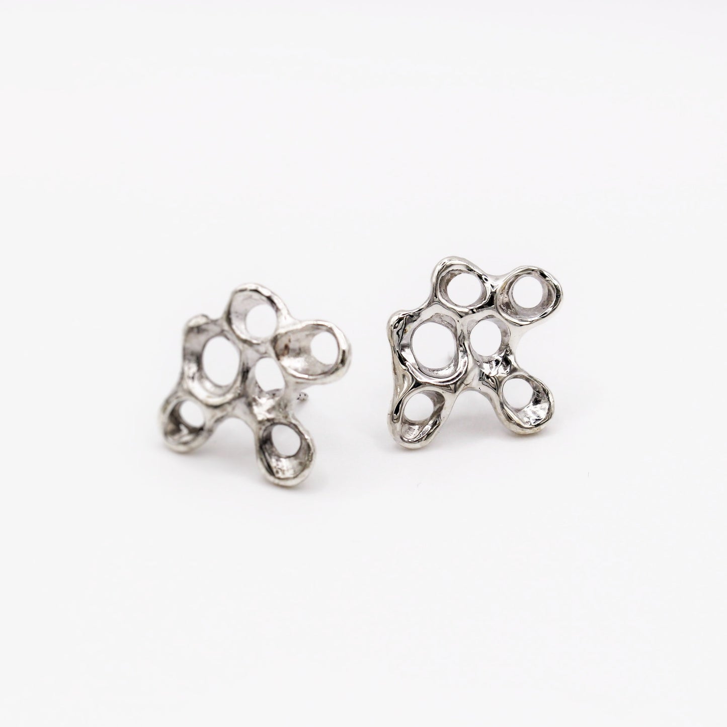 Raíz earrings in recycled sterling silver, sea inspired jewelry by Naturalesa Jewelry