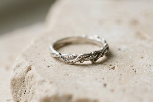 Raiz Silver Adjustable Ring