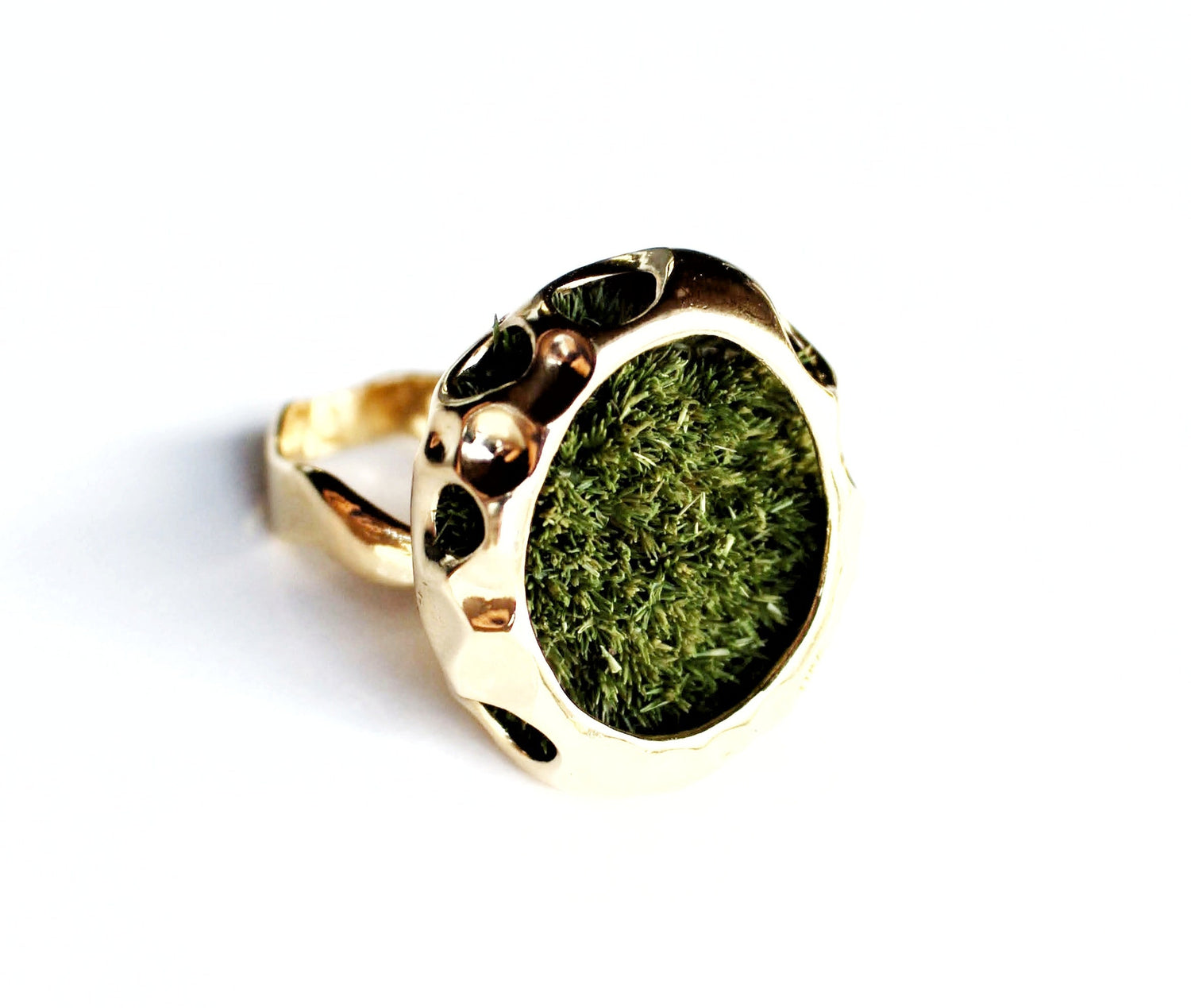 Naturalesa sustainable jewelry