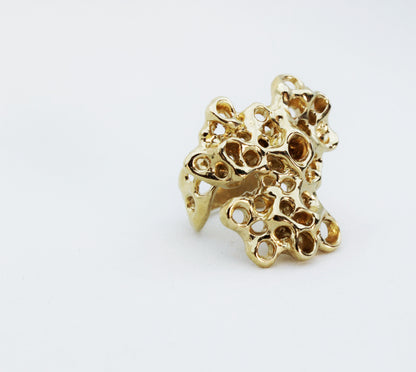 Raiz Ring Gold Plated Ocean inspired jewelry organic form contemporary statement jewelry 