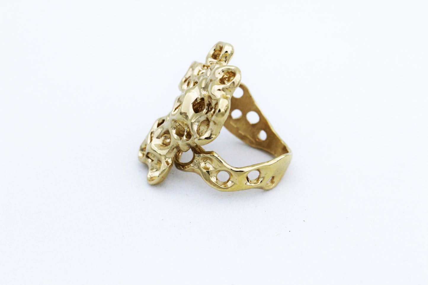 Raiz Ring Gold Plated Ocean inspired jewelry organic form contemporary statement jewelry 