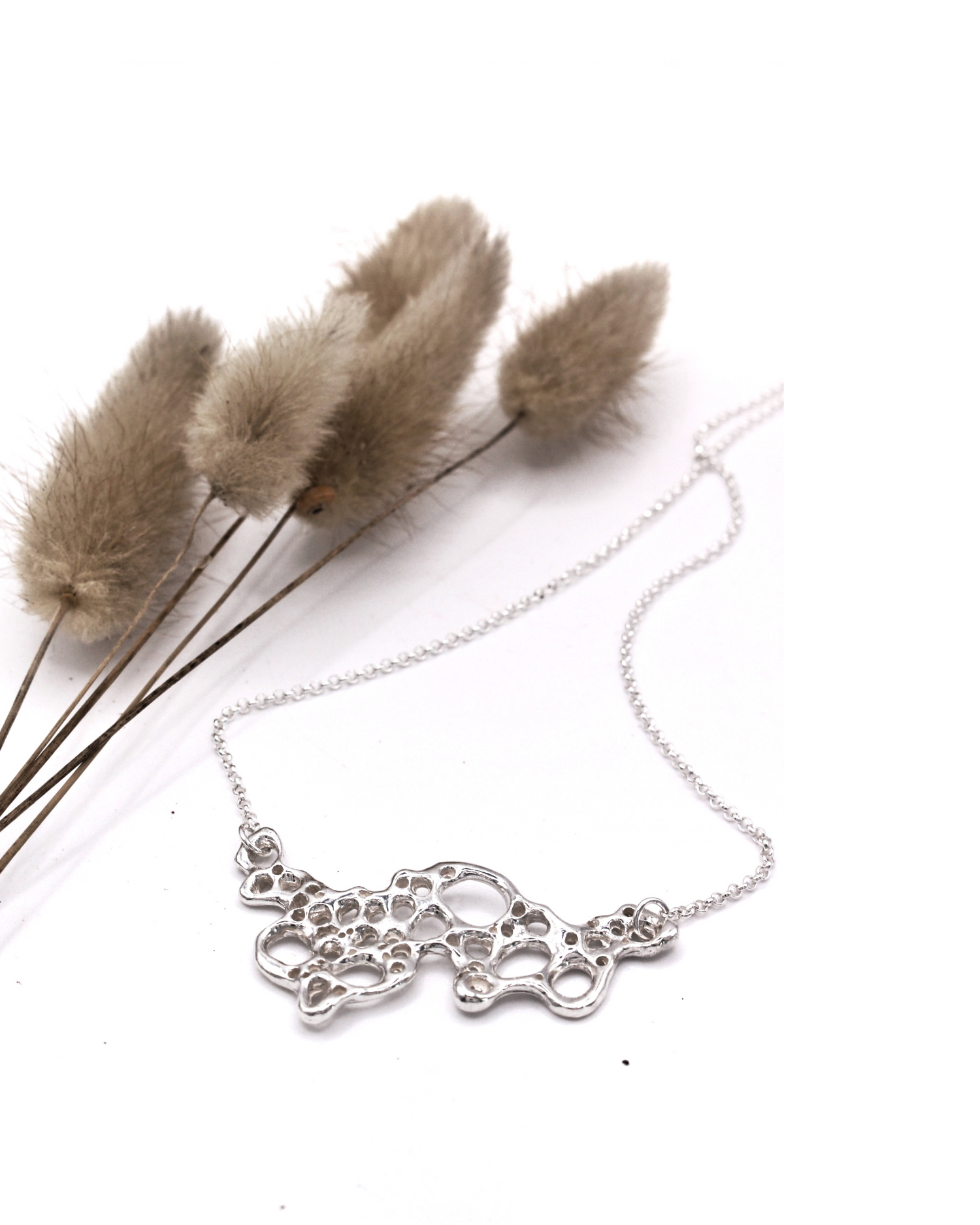 Regalo navideño único y sostenible hecho en Valencia.
Unique and sustainable Christmas gift made in Valencia.