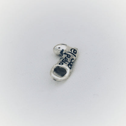 Solidarity Charm Silver 925 Rain Boot with engraved message Solo el Pueblo Salva al Pueblo Colgante. Solidarity initiative to support those in need after the DANA devastation in Spain.