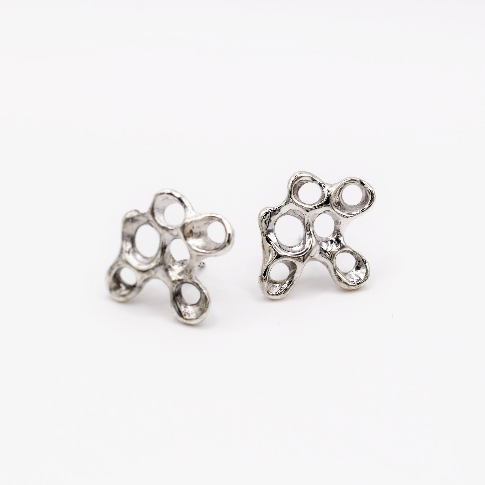 Raíz earrings in recycled sterling silver, sea inspired jewelry by Naturalesa Jewelry