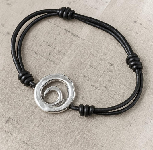 Men’s Adjustable Leather & Sterling Silver Ripple Effect Bracelet – Custom Engraved