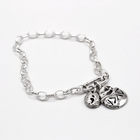 Pulsera de plata con doble colgante personalizable